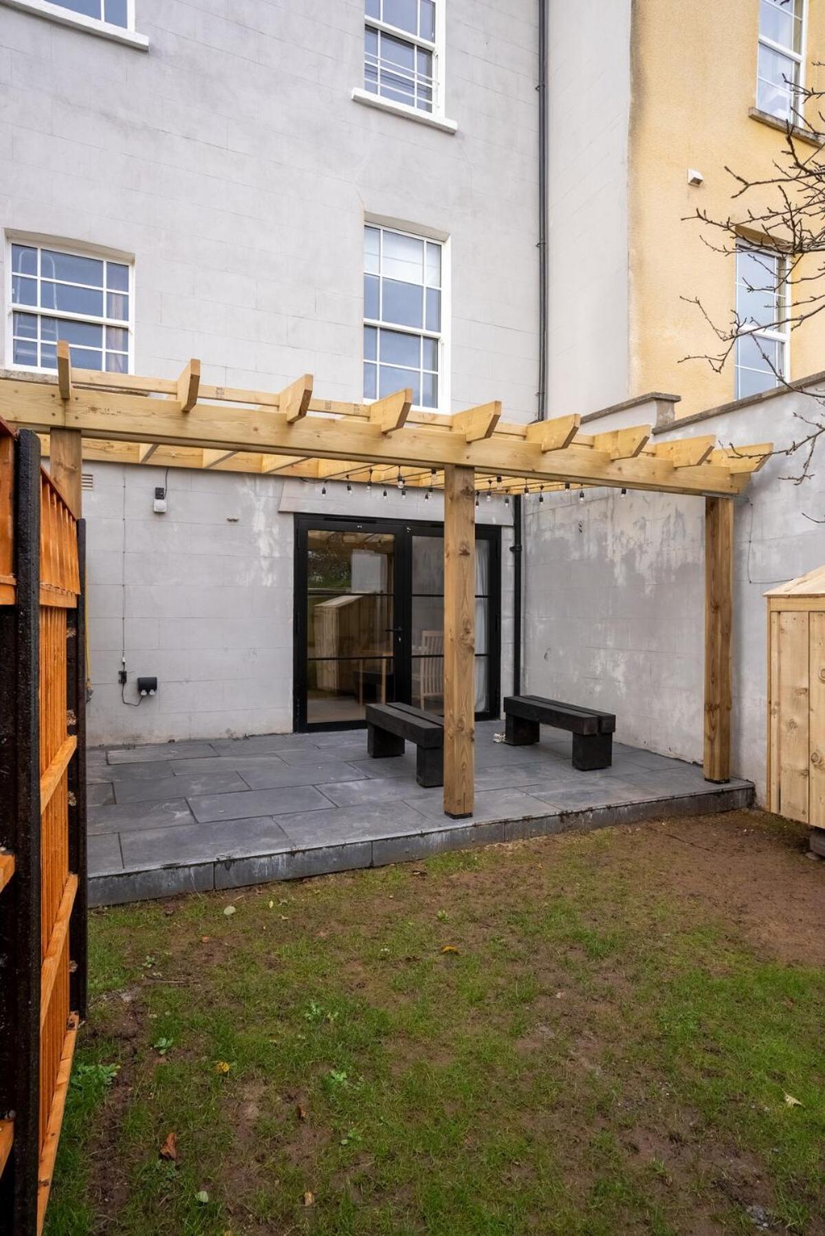 Apartment Scandi Style Garden #1 With Parking Permit Bristol